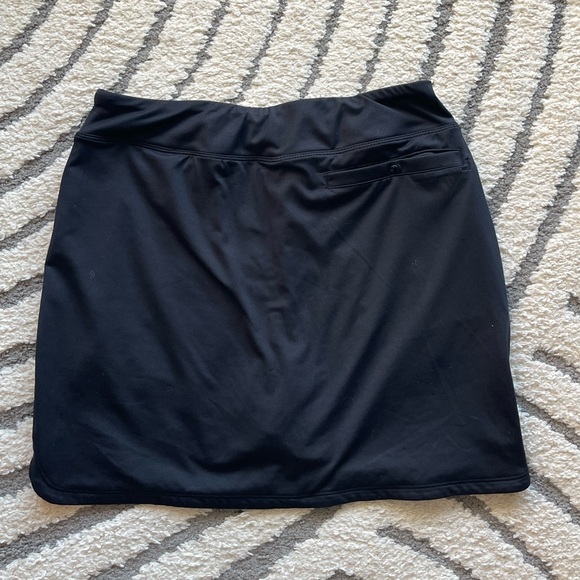 Golf skort - Picture 3 of 5